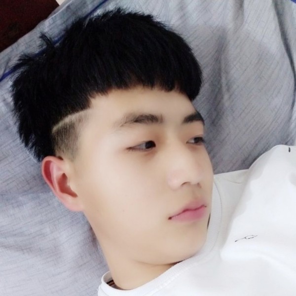 小少爷的照片