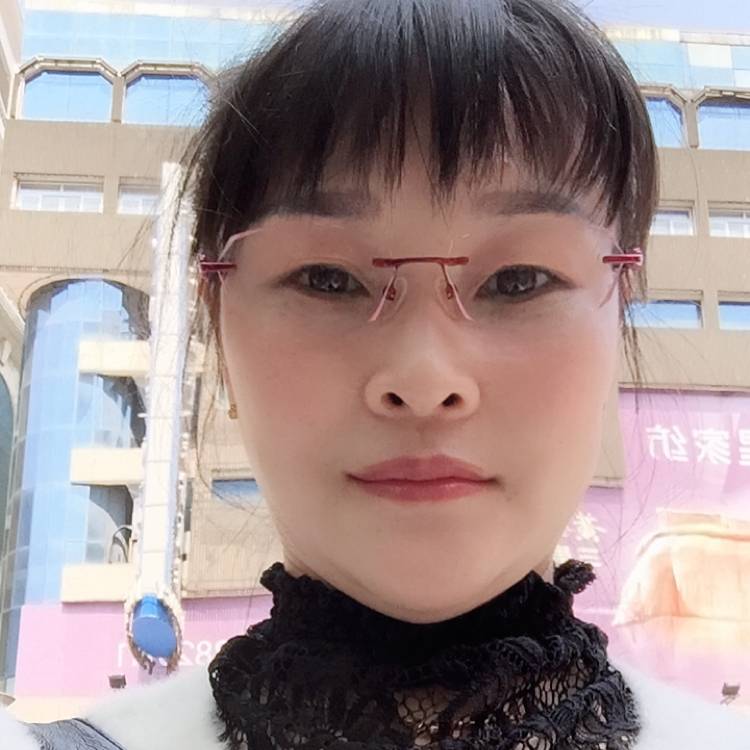辛勤说镜子的照片
