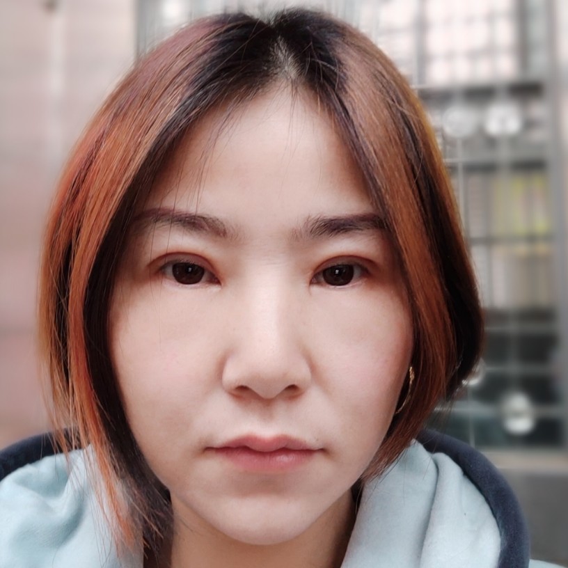 笑点低笑黑猫的照片