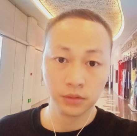 雪糕方含糊的照片