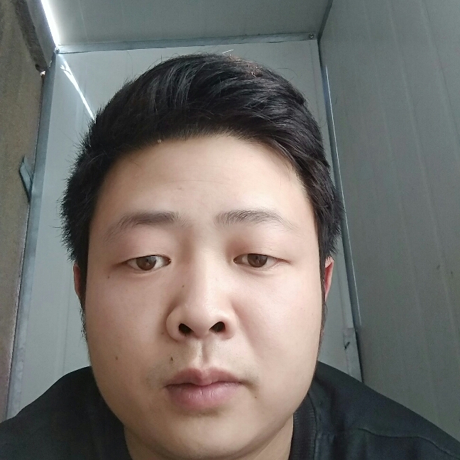 沈孤鸿的照片