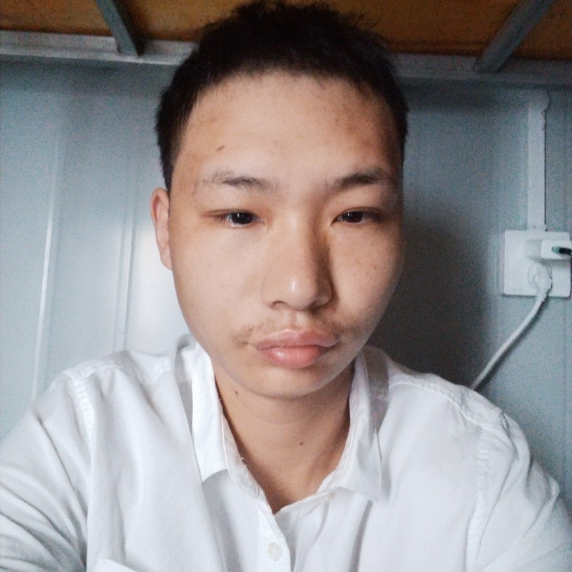 春天深拥忧心的照片