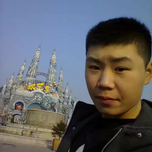 张家玉的照片