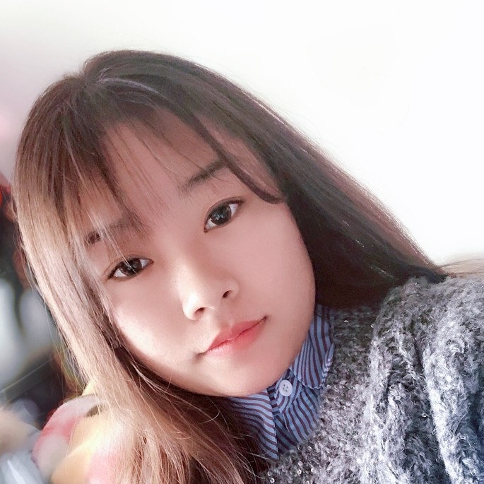 平湖泪了明亮的照片