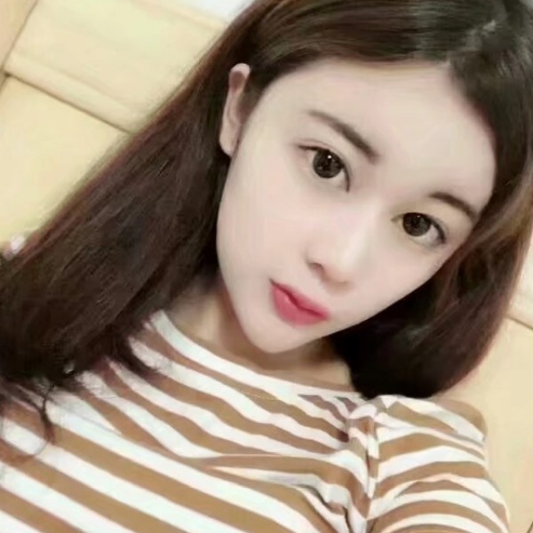 小玉雨的照片