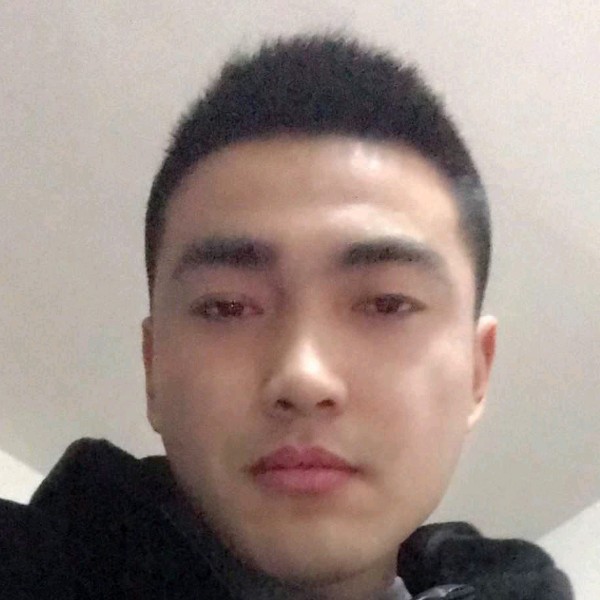 义气爱身影的照片