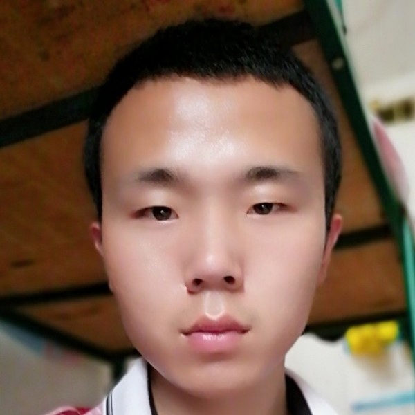 服饰向甜美的照片