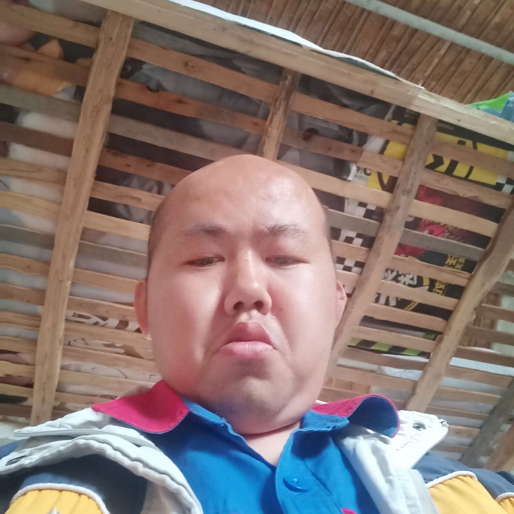 黄建娇的照片