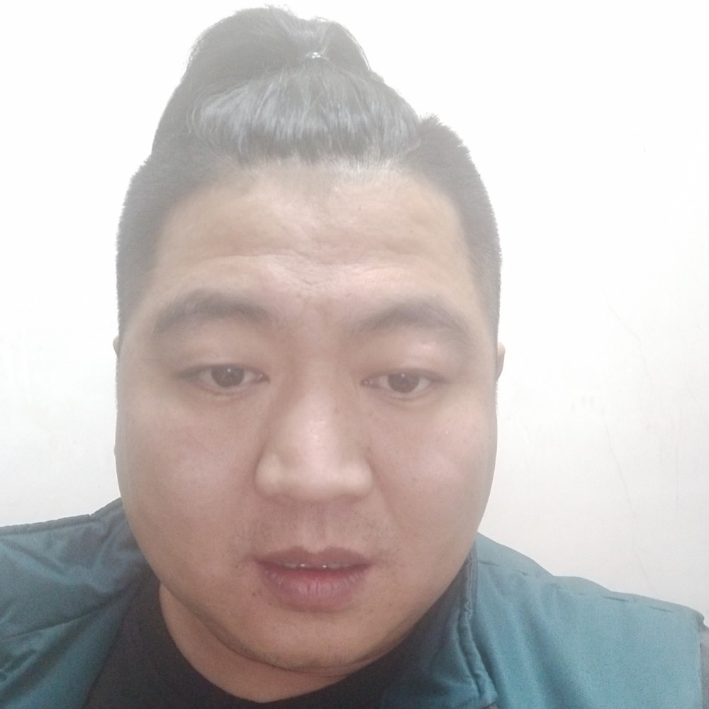 一只小阿肥的照片