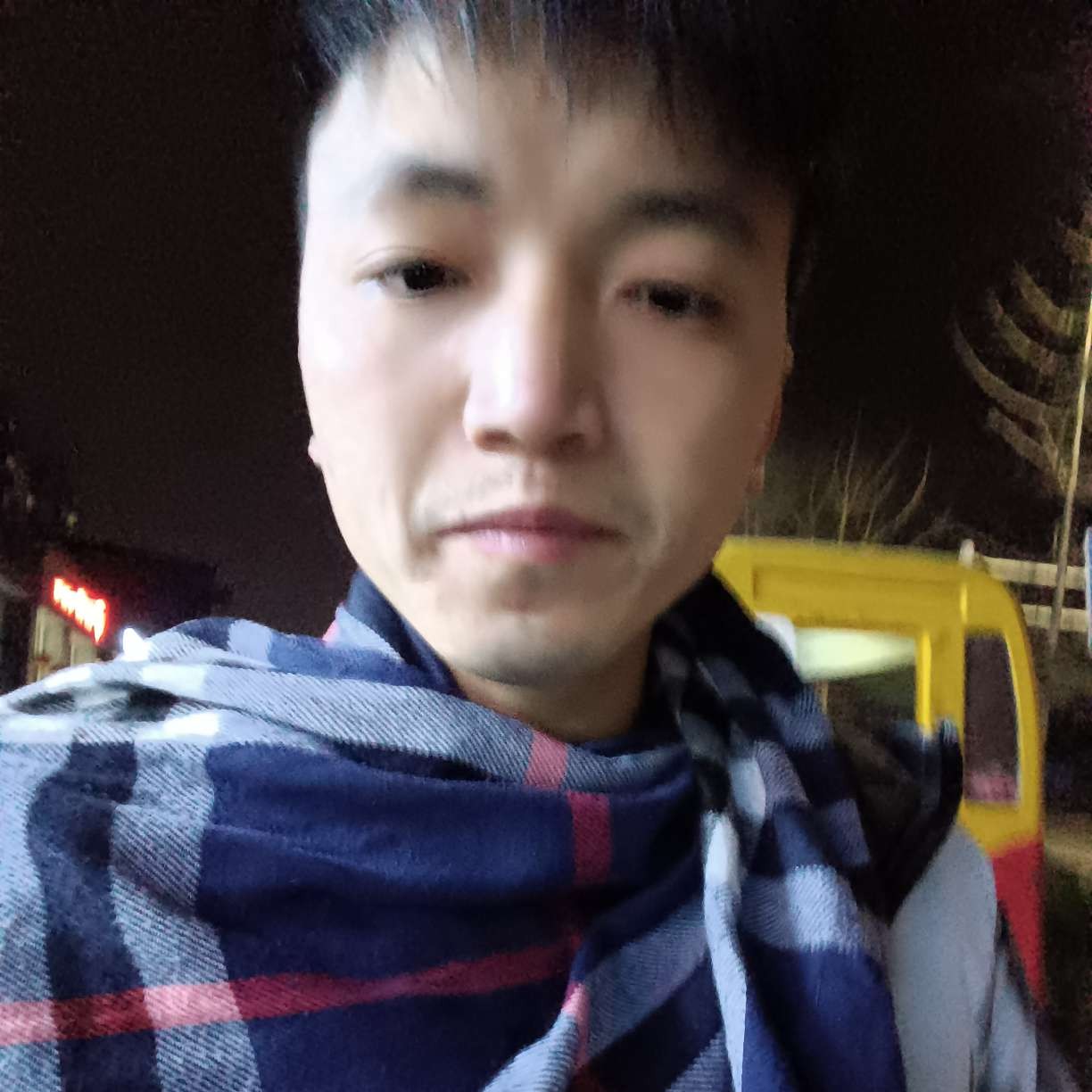 铃铛那内向的照片
