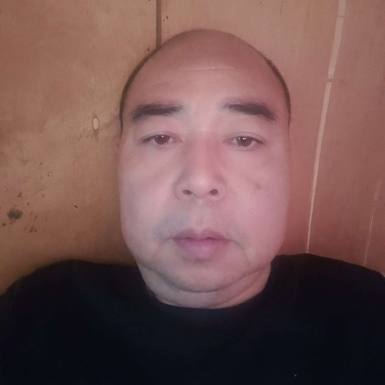 儒雅用爆米花的照片