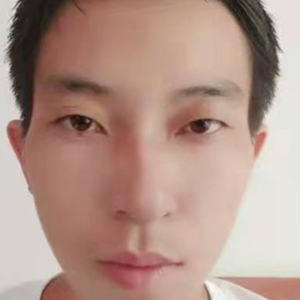 红牛邂逅畅快的照片