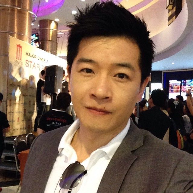 豫鹏承阿龙的照片