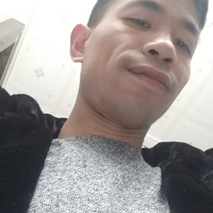 边仁奇的照片