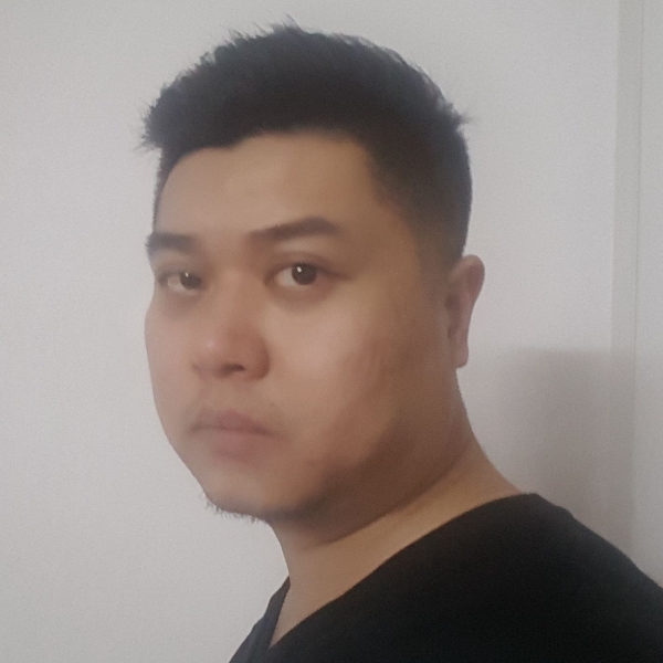 龚浩的照片