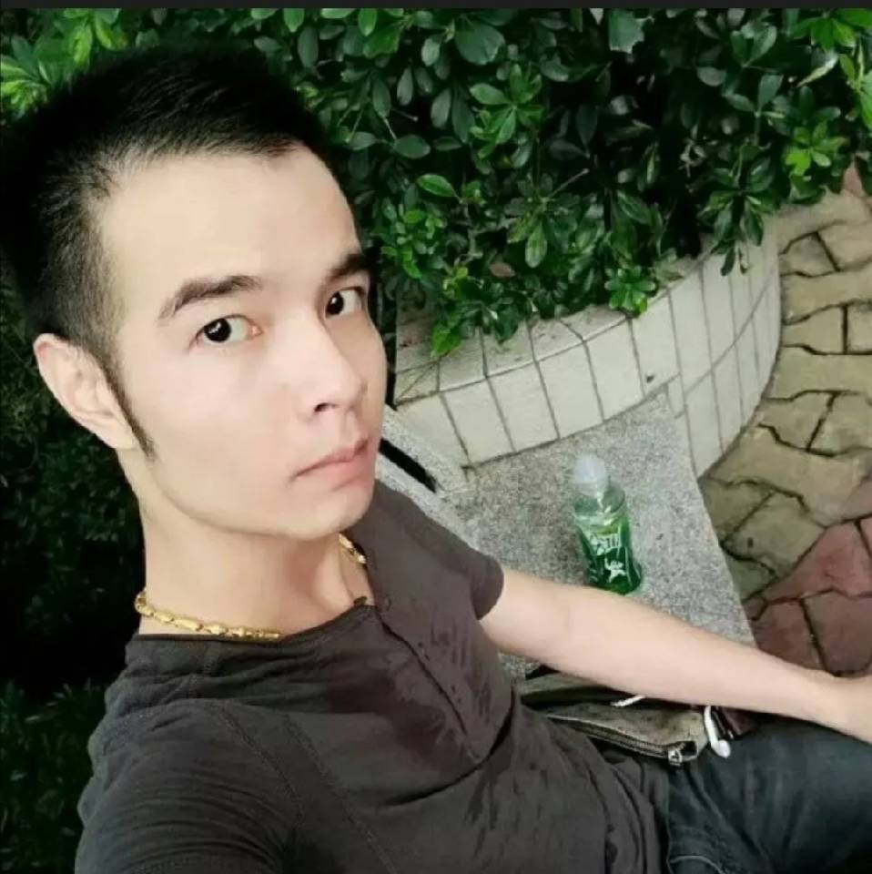 阳光型男123的照片
