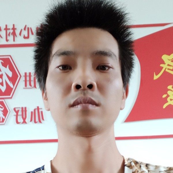 春华等于阔达的照片