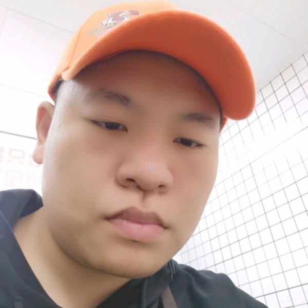 摔死丶小强的照片