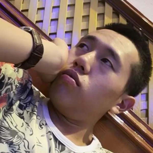 柏徐东的照片