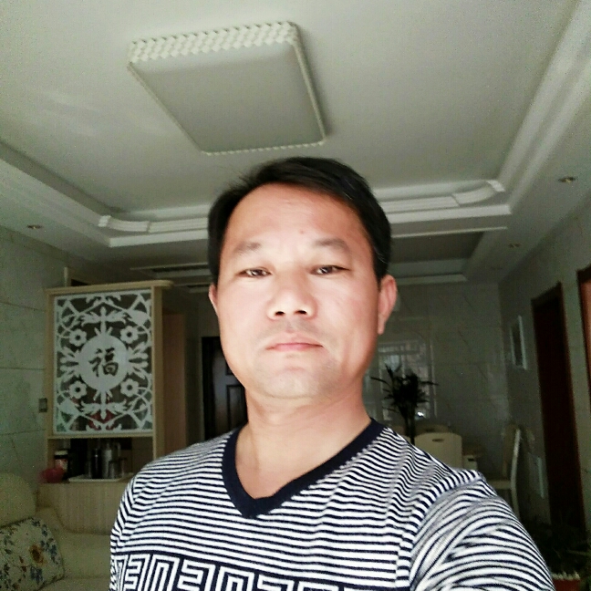 程联华的照片