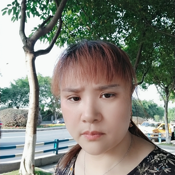 雨后的彩虹的照片
