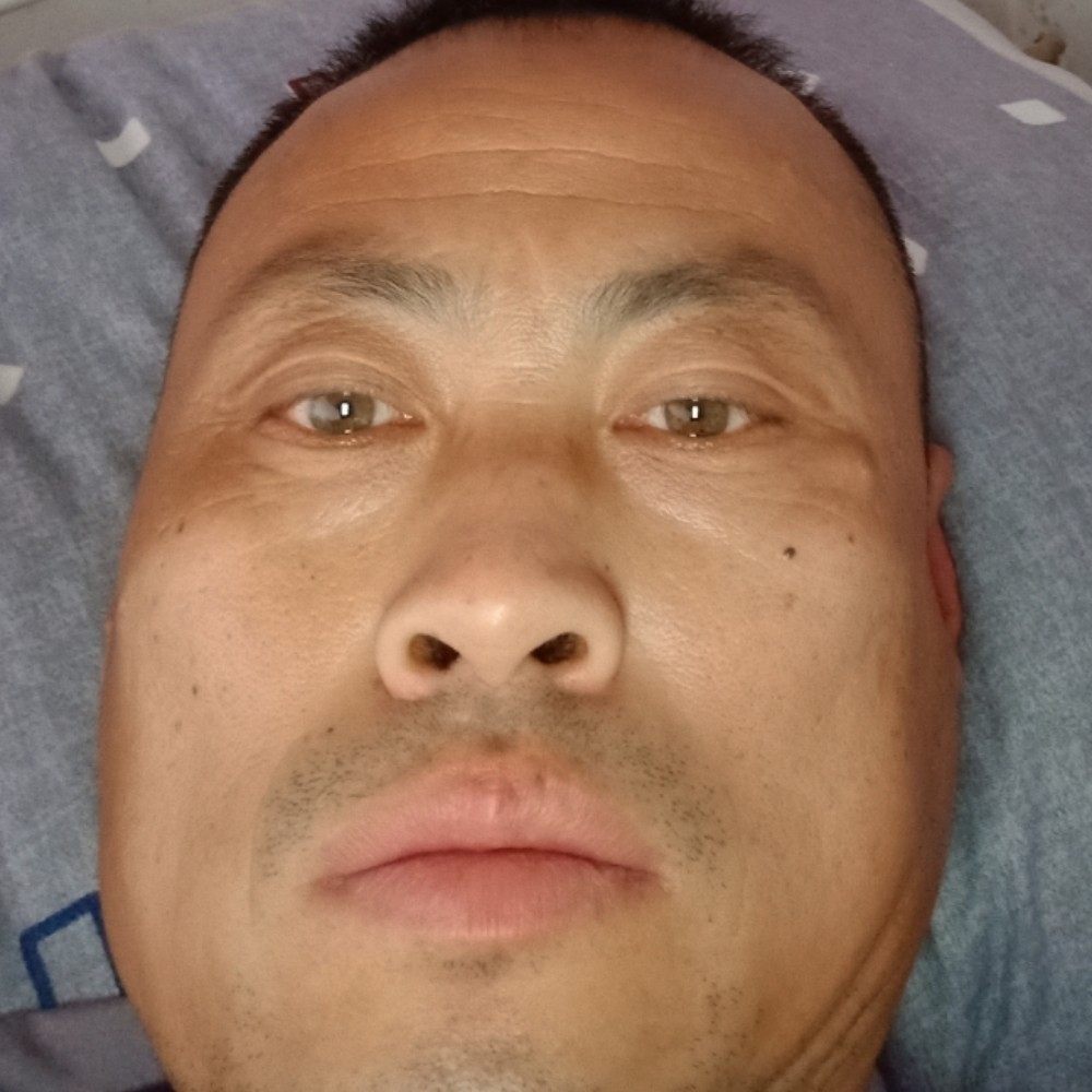 直爽稳重的照片
