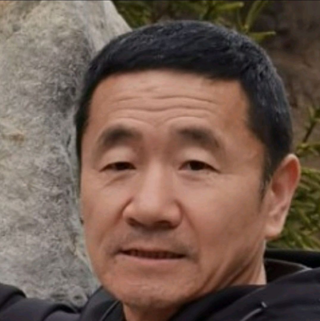 呆萌给果汁的照片