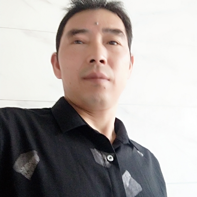 小松鼠拾忆火星上的照片