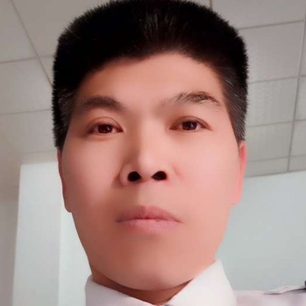 逃者的照片