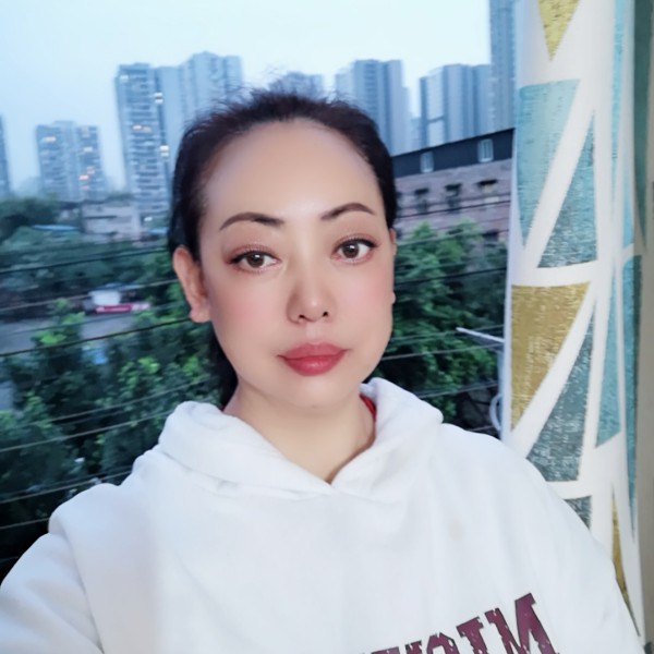冷夜。的照片