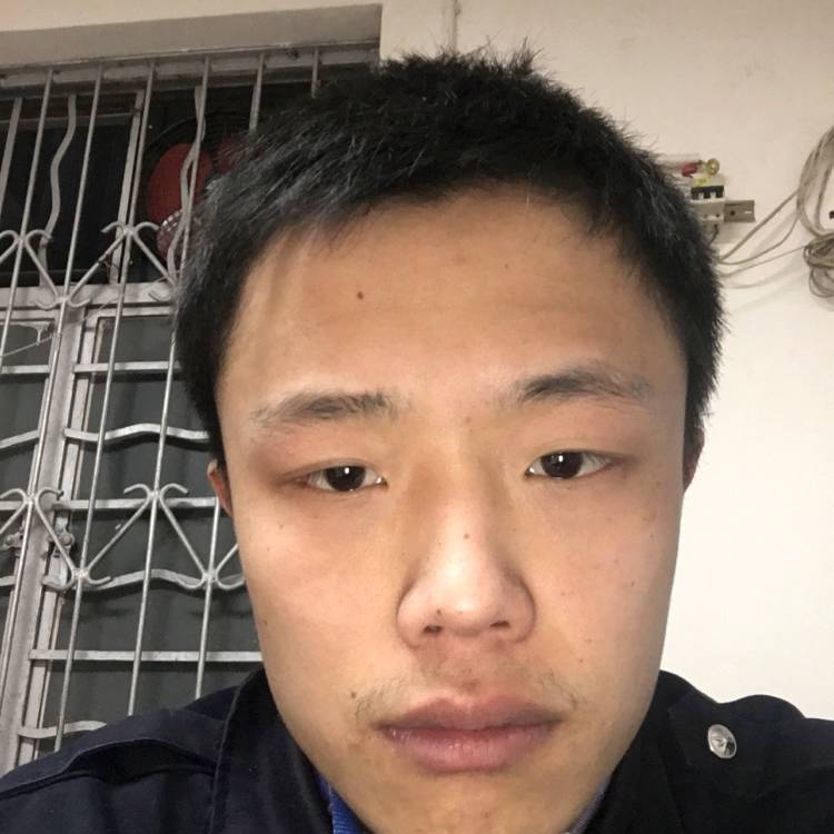 黑米笑清秀的照片