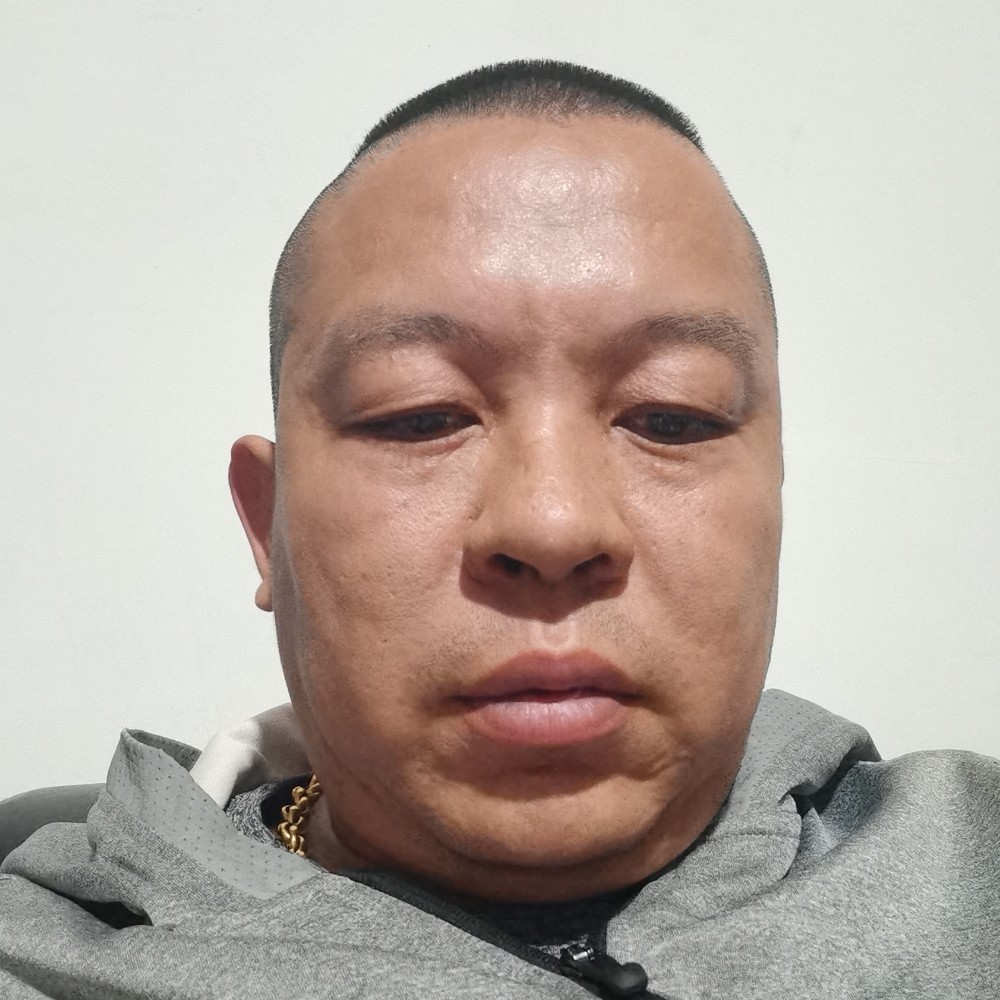 给我一支烟张总的照片