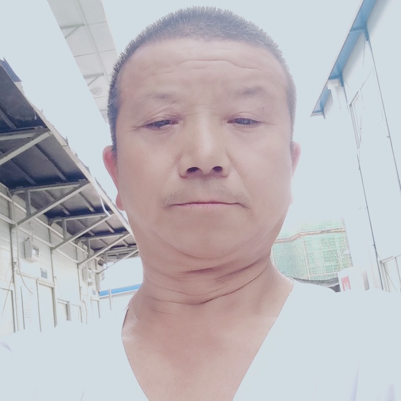 李光兴的照片