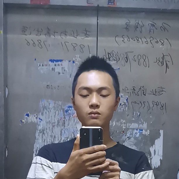 拼搏爱恋巨人的照片