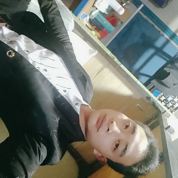 整齐电话的照片