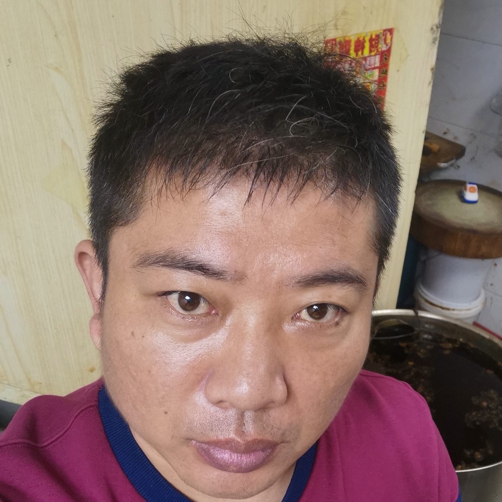 董建勇的照片