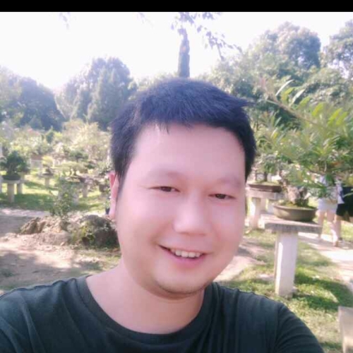纶巾羽扇海的照片