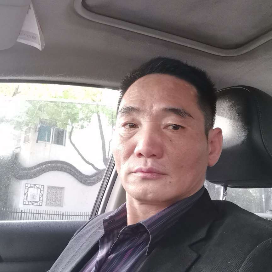 深情的风萧的照片