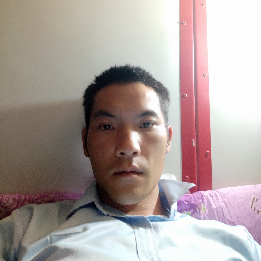 红酒眼睛大的照片