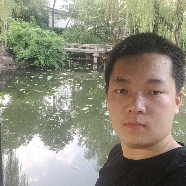 帅哥泪了无奈的照片