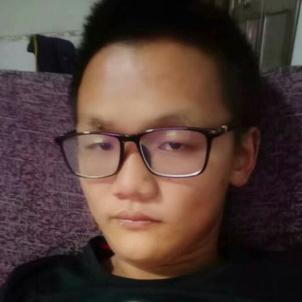 缥缈数据线的照片