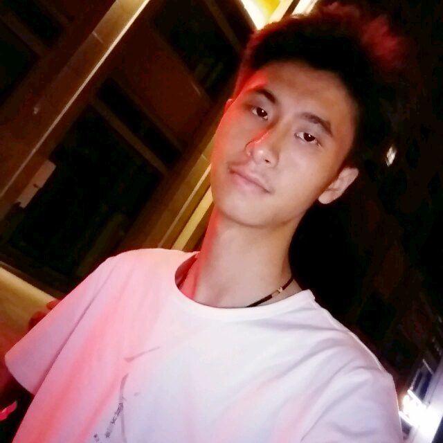 陈青宇的照片
