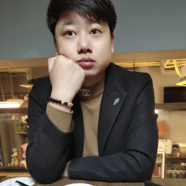 离婚剩男一枚的照片