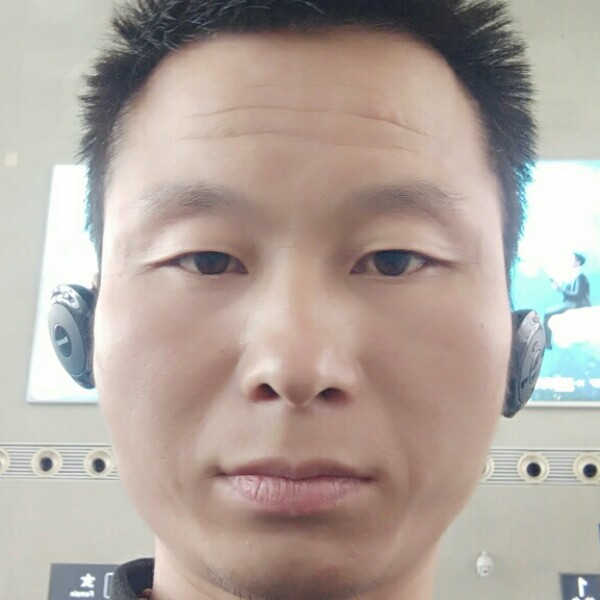 路灯多么健忘的照片