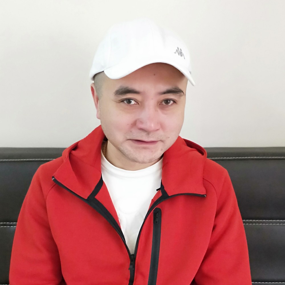 寒风中的温暖的照片