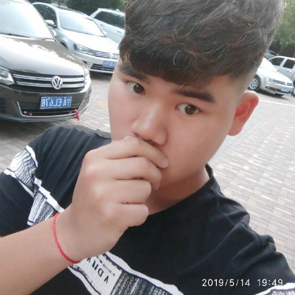 倦意512的照片