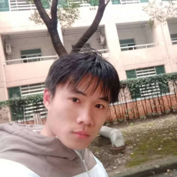 暖光含蓄的照片