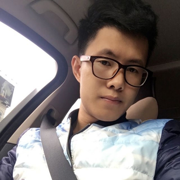 沉默笑向日葵的照片