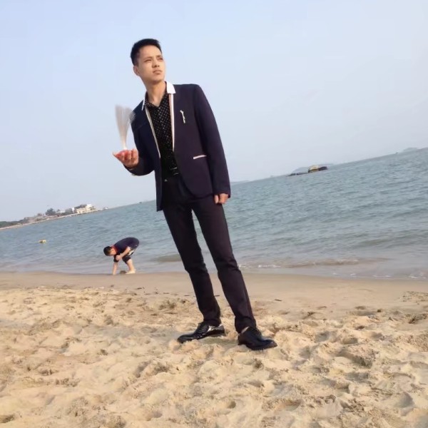 身影灼热的照片
