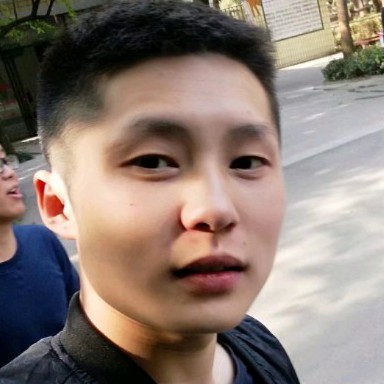 酷酷的。的照片